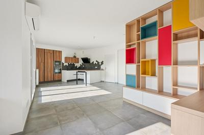 Appartement - 101 m² - 4 pièces