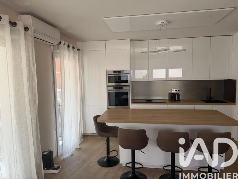 Appartement - 77 m² - 3 pièces