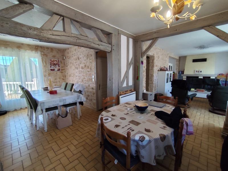 Maison - 103 m² - 4 pièces