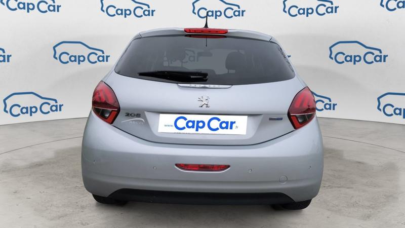 Peugeot 208 1.6 BlueHDi 100 Style