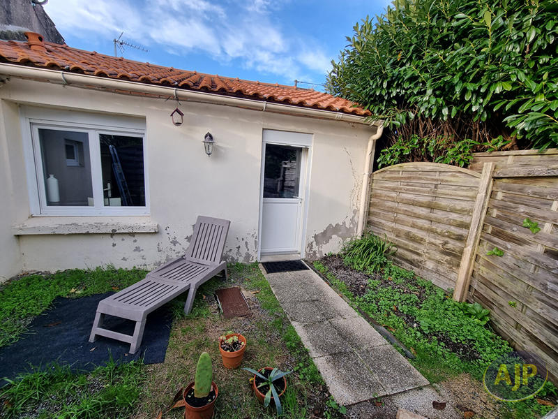 Maison - 25 m² - 1 pièce