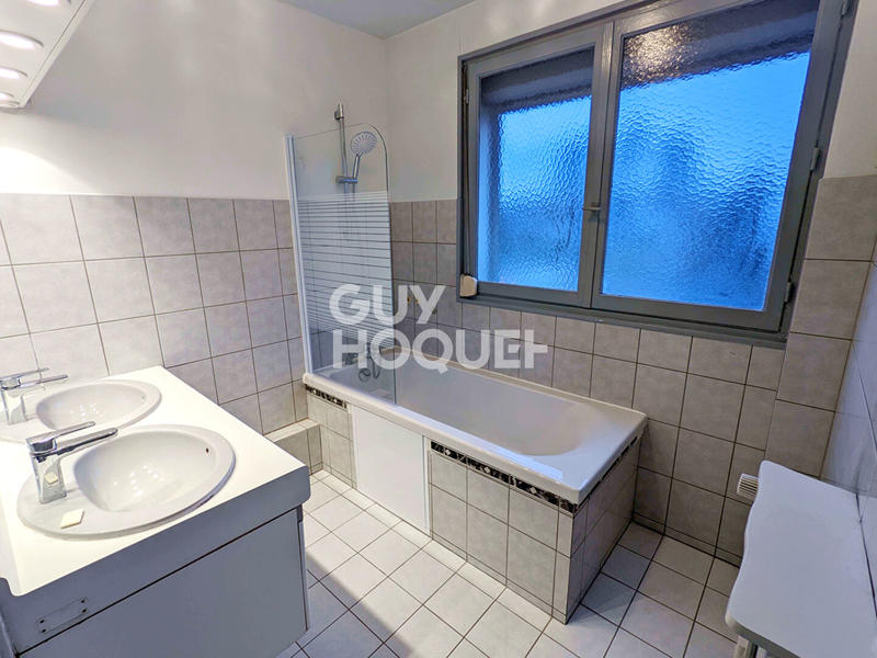 Appartement - 81 m² - 4 pièces