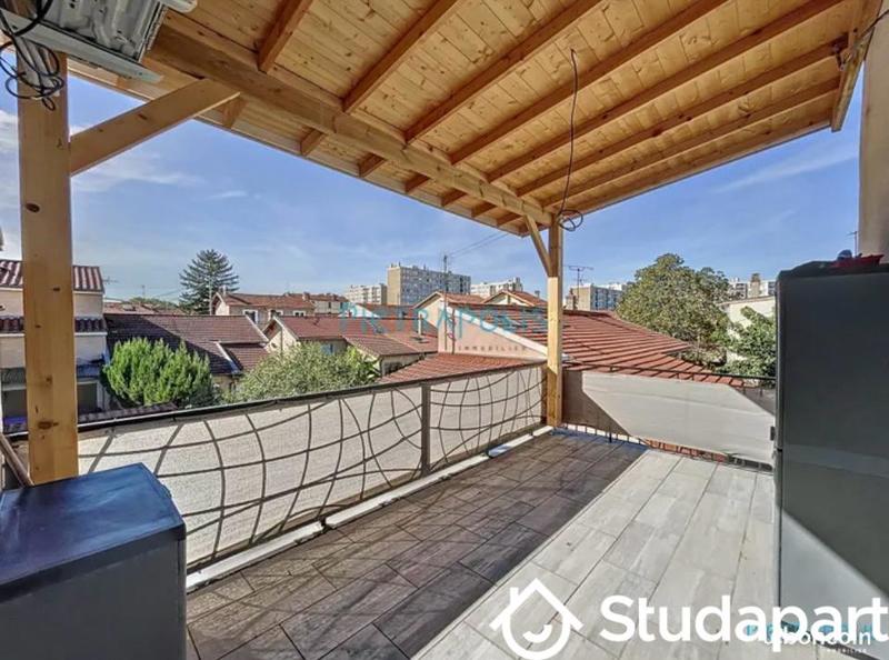 Chambre - 13 m² - 1 pièce