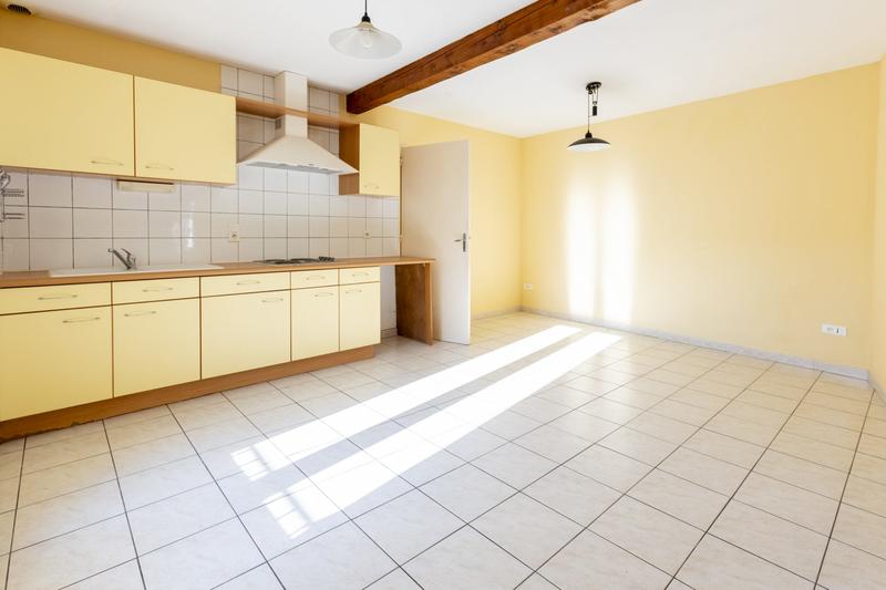 Maison traditionnelle - 85 m² - 5 pièces