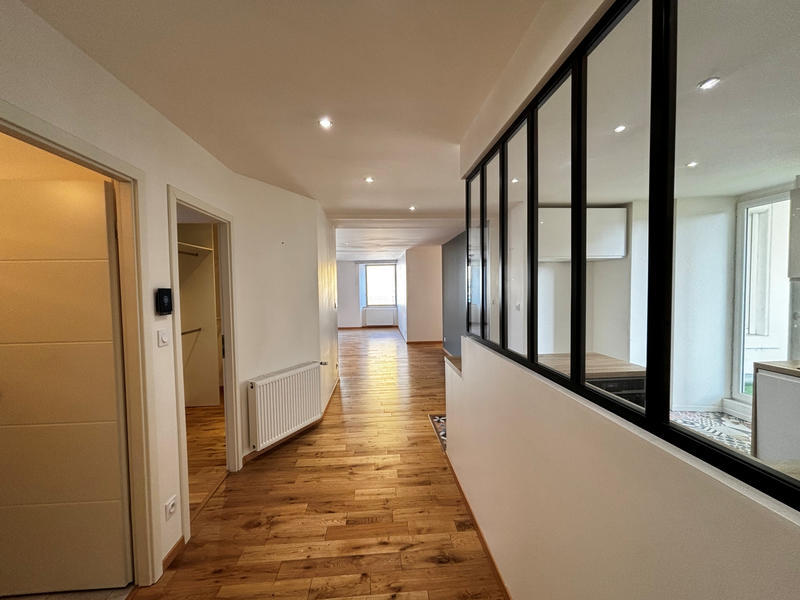 Appartement - 130 m² - 5 pièces