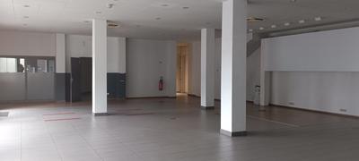 Local commercial - 1 000 m²