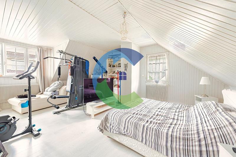 Pavillon - 125 m² - 6 pièces