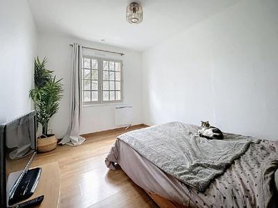 Maison - 113 m² - 7 pièces