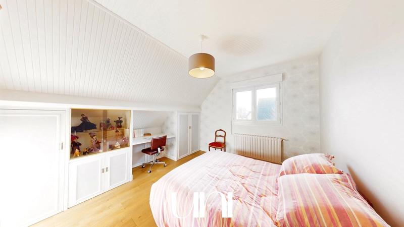 Maison - 166 m² - 6 pièces