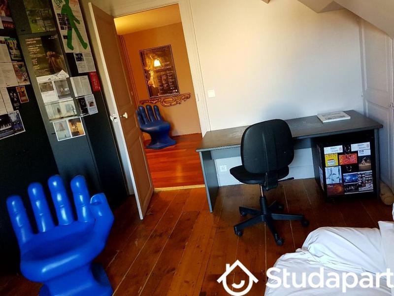 Chambre - 13 m² - 1 pièce