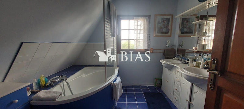 Maison ancienne - 119 m² - 4 pièces