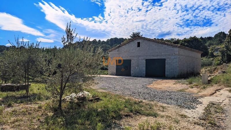 Parking / Garage - 120 m²