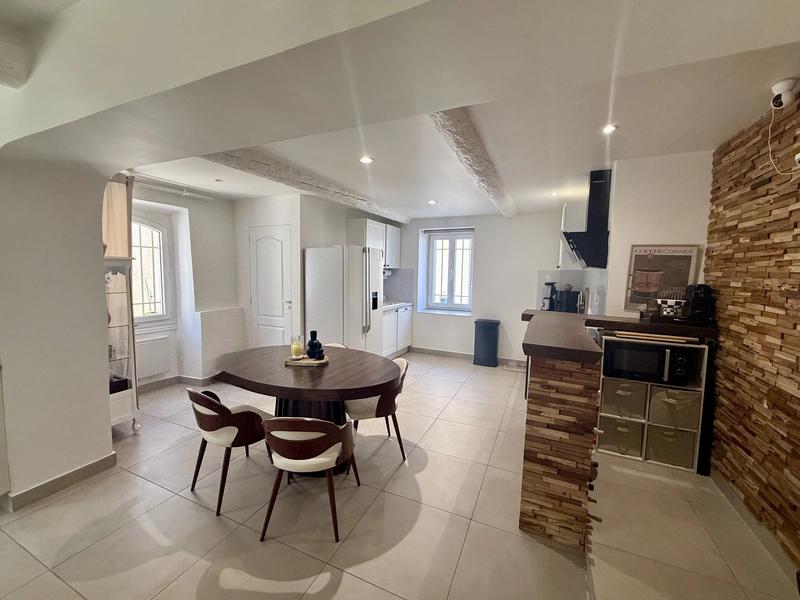 Maison de village - 82 m² - 3 pièces