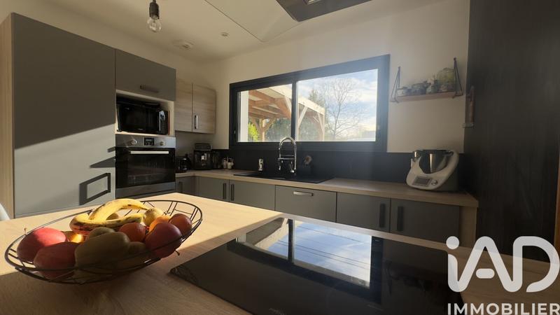 Maison - 104 m² - 4 pièces