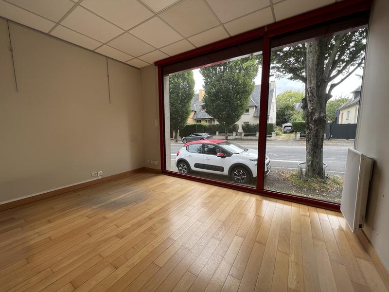 Local d'activités - 124 m²