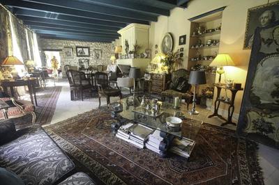 Propriété - 204 m² - 6 pièces