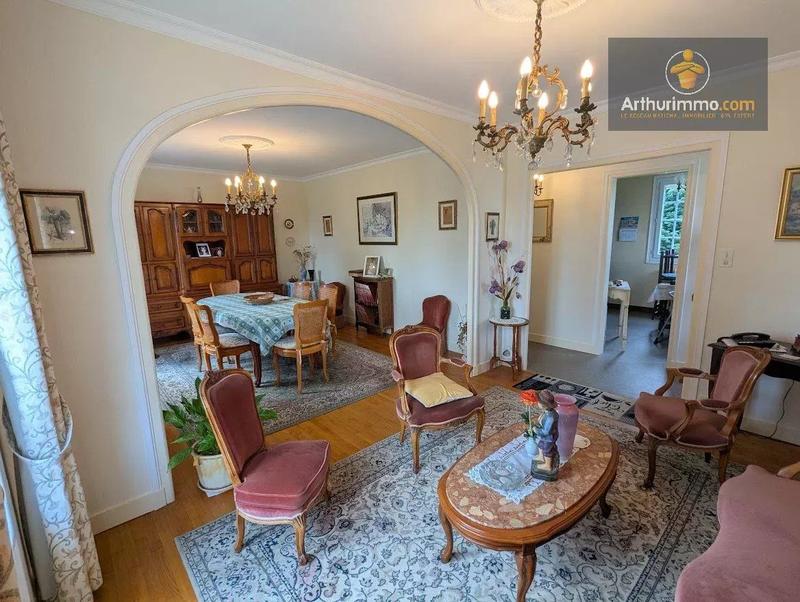 Maison - 138 m² - 5 pièces