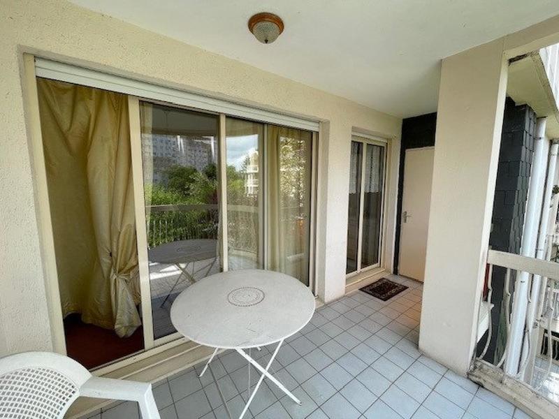 Appartement - 81 m² - 2 pièces