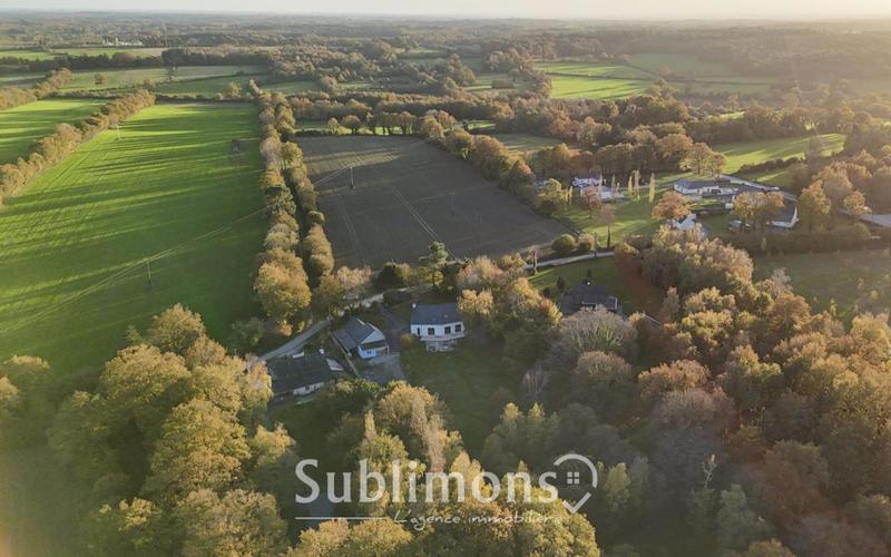 Propriété - 176 m² - 6 pièces