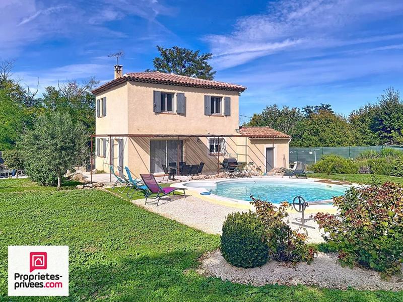 Villa - 100 m² - 5 pièces