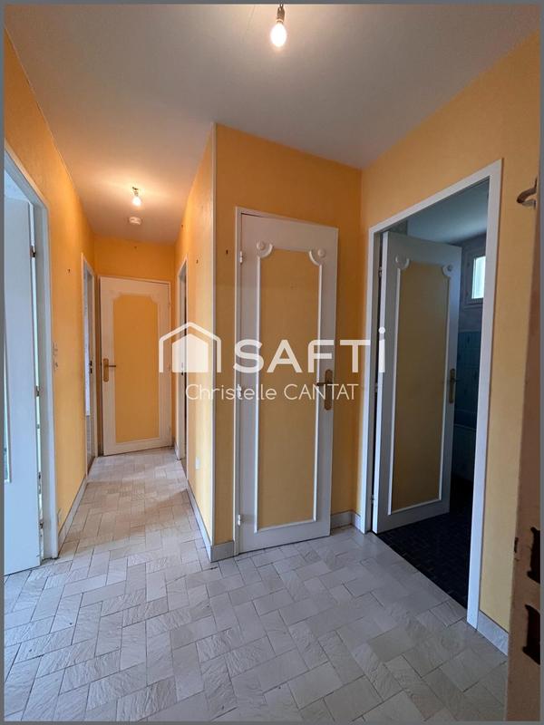 Maison - 74 m² - 5 pièces