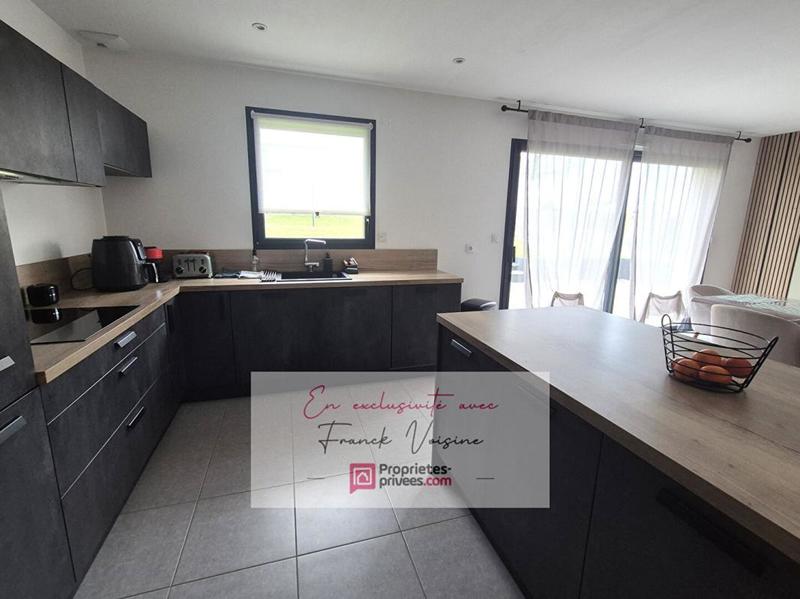 Maison - 90 m² - 5 pièces