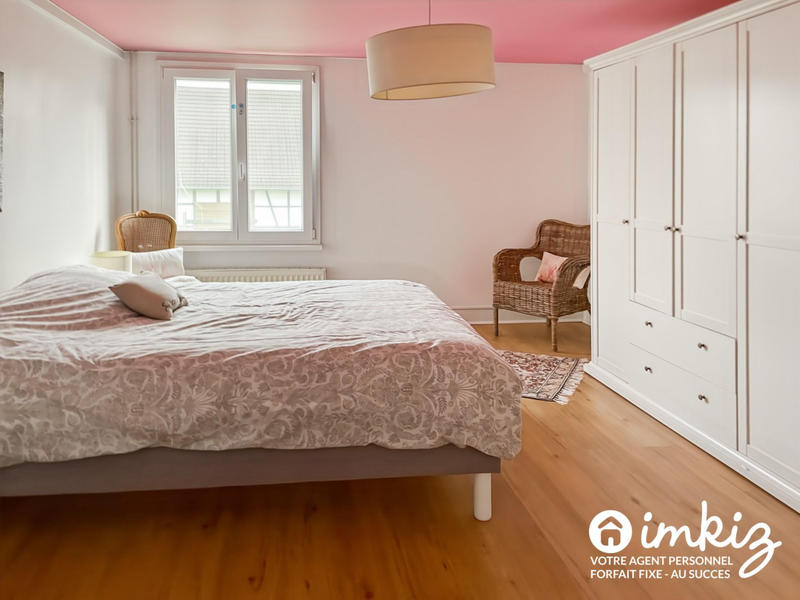 Maison - 290 m² - 10 pièces