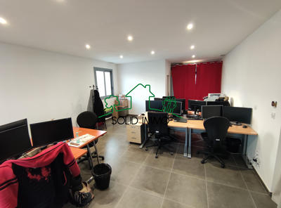 Local commercial - 169 m²