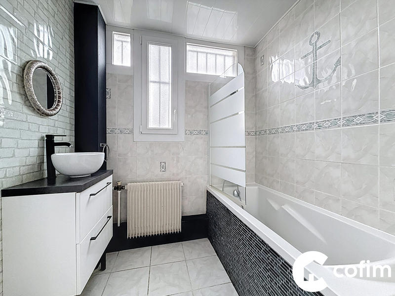 Appartement - 89 m² - 4 pièces