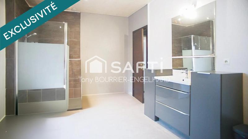 Maison - 207 m² - 6 pièces