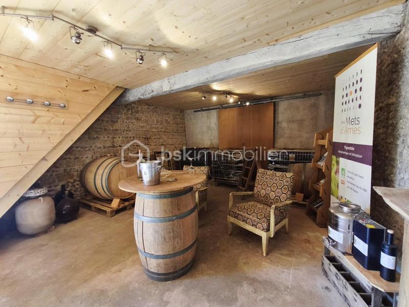 Propriété - 112 m² - 6 pièces