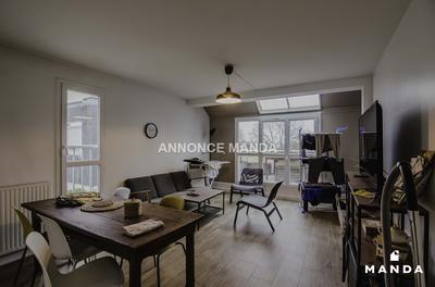 Chambre - 10 m² - 5 pièces