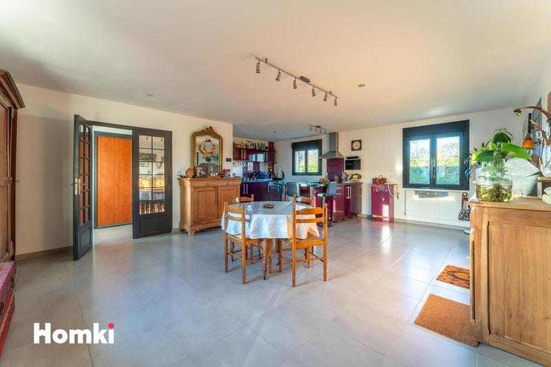 Maison - 180 m² - 6 pièces