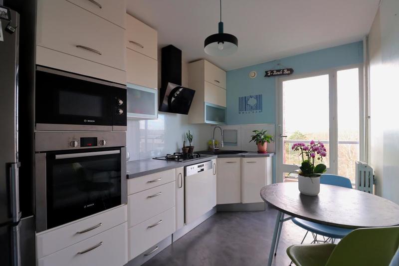 Appartement - 75 m² - 3 pièces