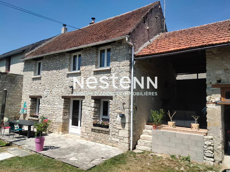 Maison - 93 m² - 4 pièces