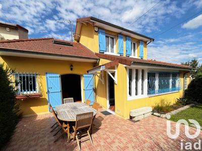 Maison - 117 m² - 5 pièces