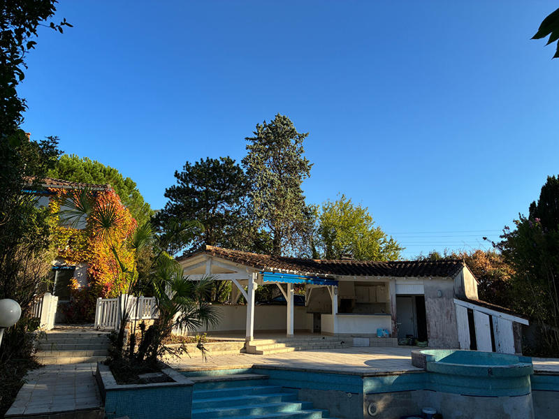 Maison - 226 m² - 8 pièces