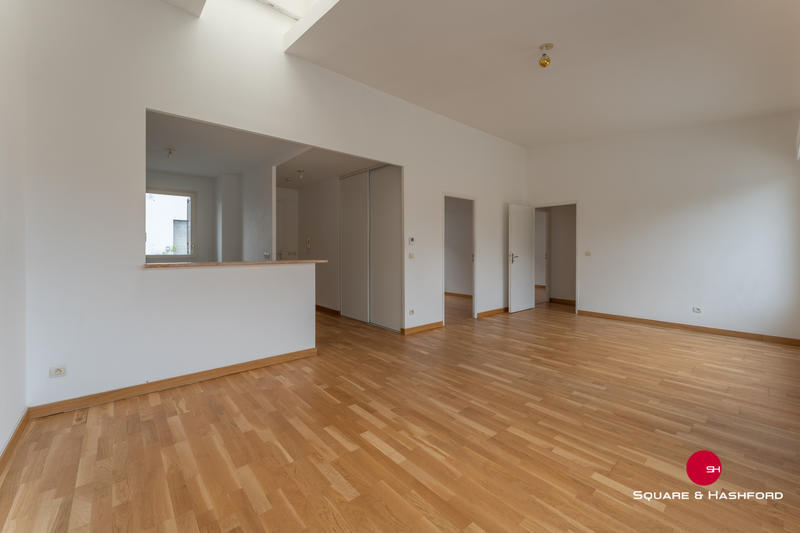Appartement - 82 m² - 4 pièces