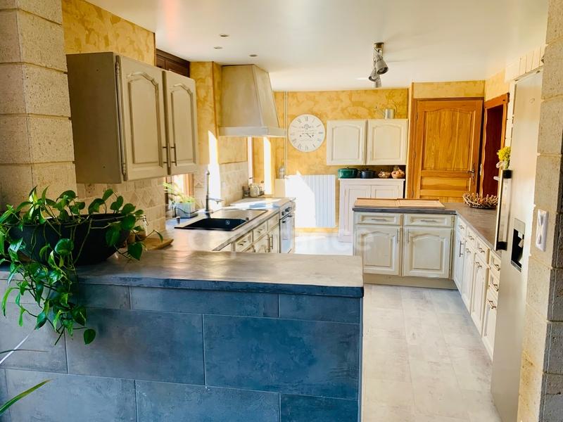 Maison - 176 m² - 6 pièces