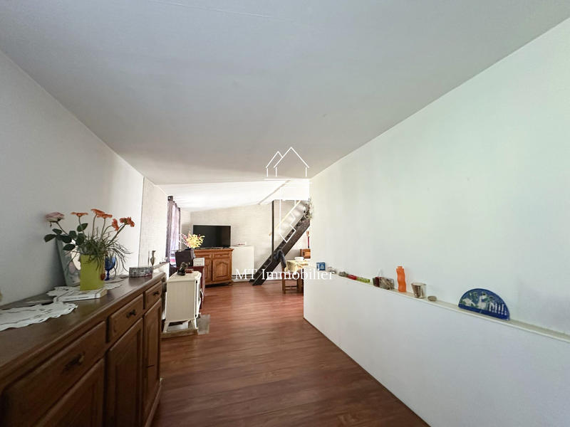 Maison - 376 m² - 14 pièces