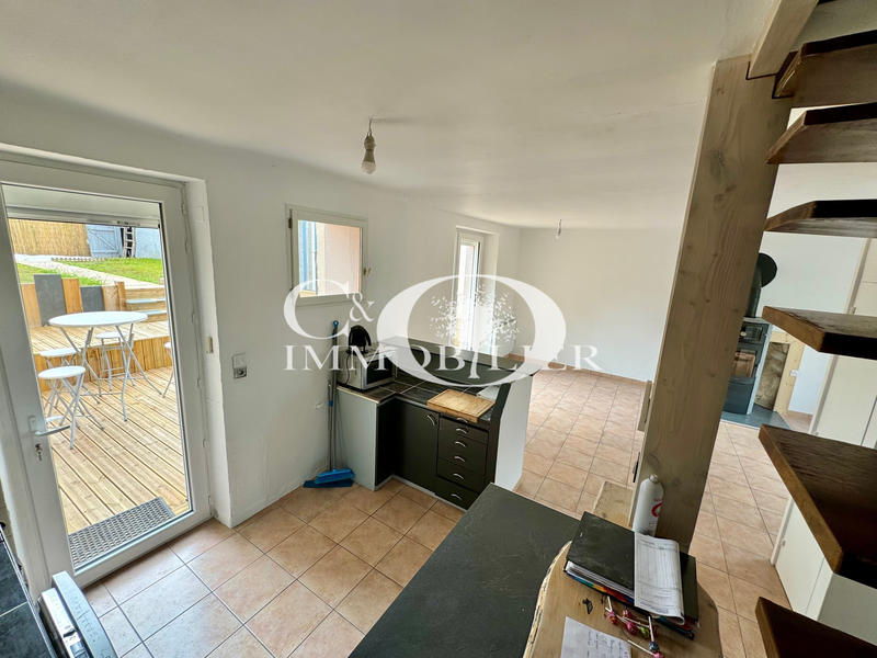 Maison - 95 m² - 5 pièces