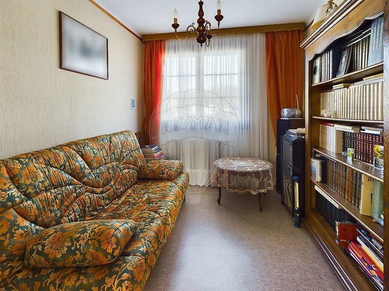 Maison - 90 m² - 6 pièces