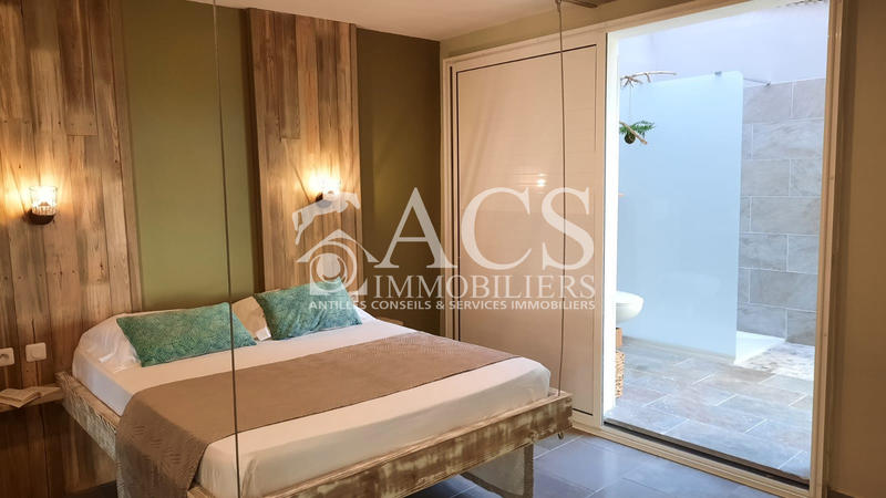 Villa - 278 m² - 8 pièces