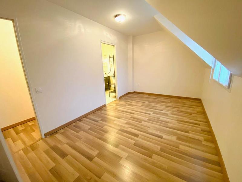 Maison - 91 m² - 4 pièces