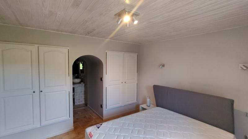 Demeure - 100 m² - 5 pièces