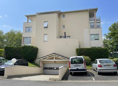 Appartement - 81 m² - 4 pièces