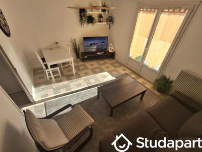 Chambre - 12 m² - 1 pièce