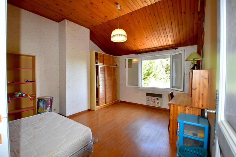 Maison - 140 m² - 7 pièces