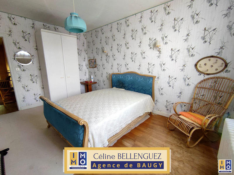 Maison traditionnelle - 262 m² - 10 pièces