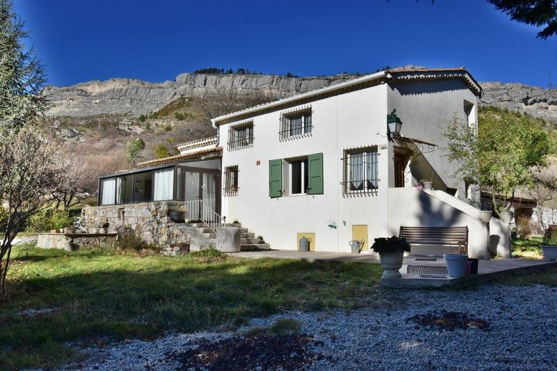 Maison de campagne - 210 m² - 8 pièces